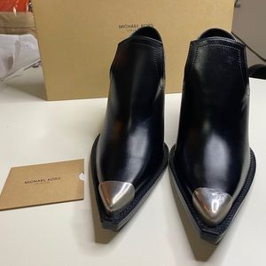 MK Kory Leather Mule